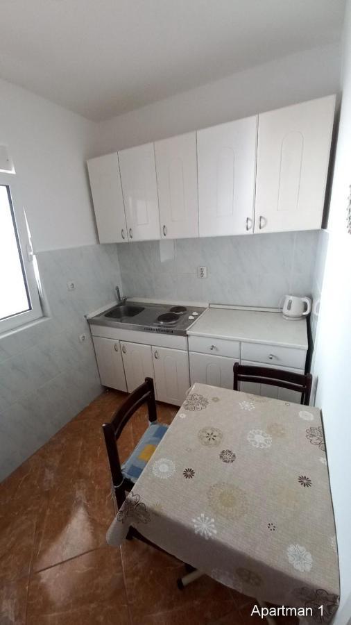 Apartments Dikan Herceg Novi Exterior foto